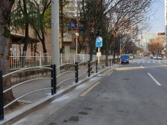 FENSUM 1136 _장기초등 어린이버호구역 안전휀스 설치_211209