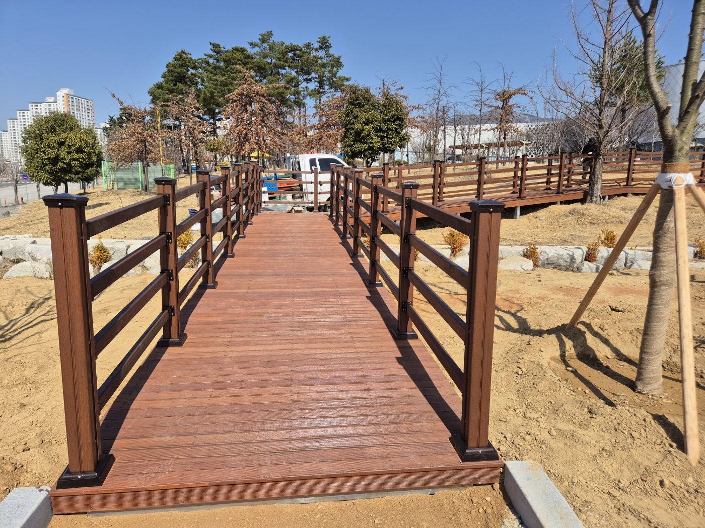 FENSUM-10M-151240_달성테크노폴리스 생활체육광장 잔여부지 조성-천연목재휀스_241029