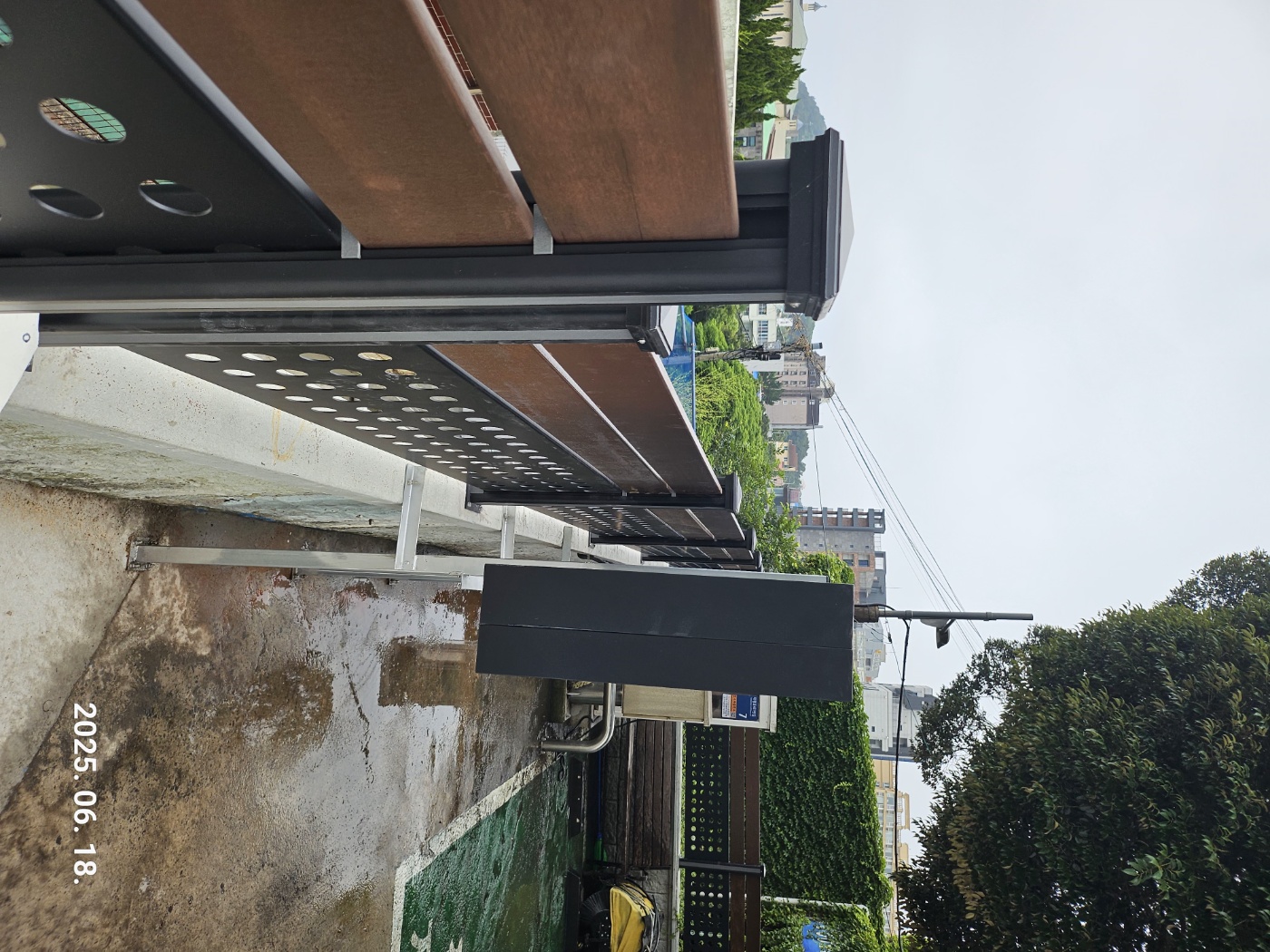 FENSUM-3738_정방동 주민센터 디자인형 울타리 설치에 따른 관급자재 구입_250529