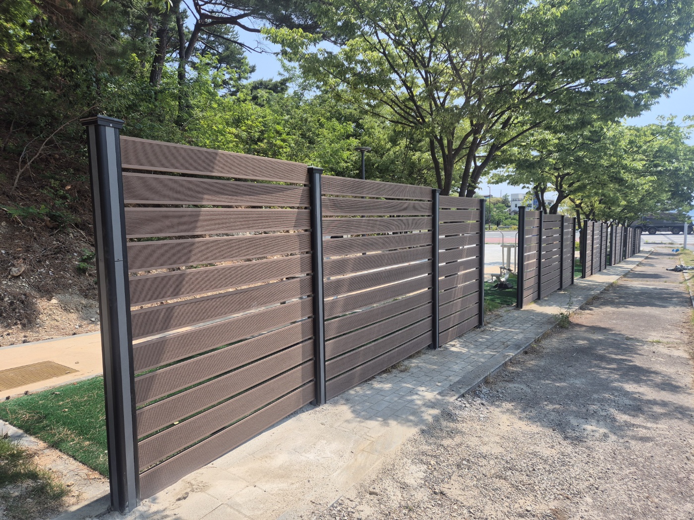 FENSUM-WPC-1800_영일만 근린공원 행복한 펫놀이터 조성사업-안전휀스_250527