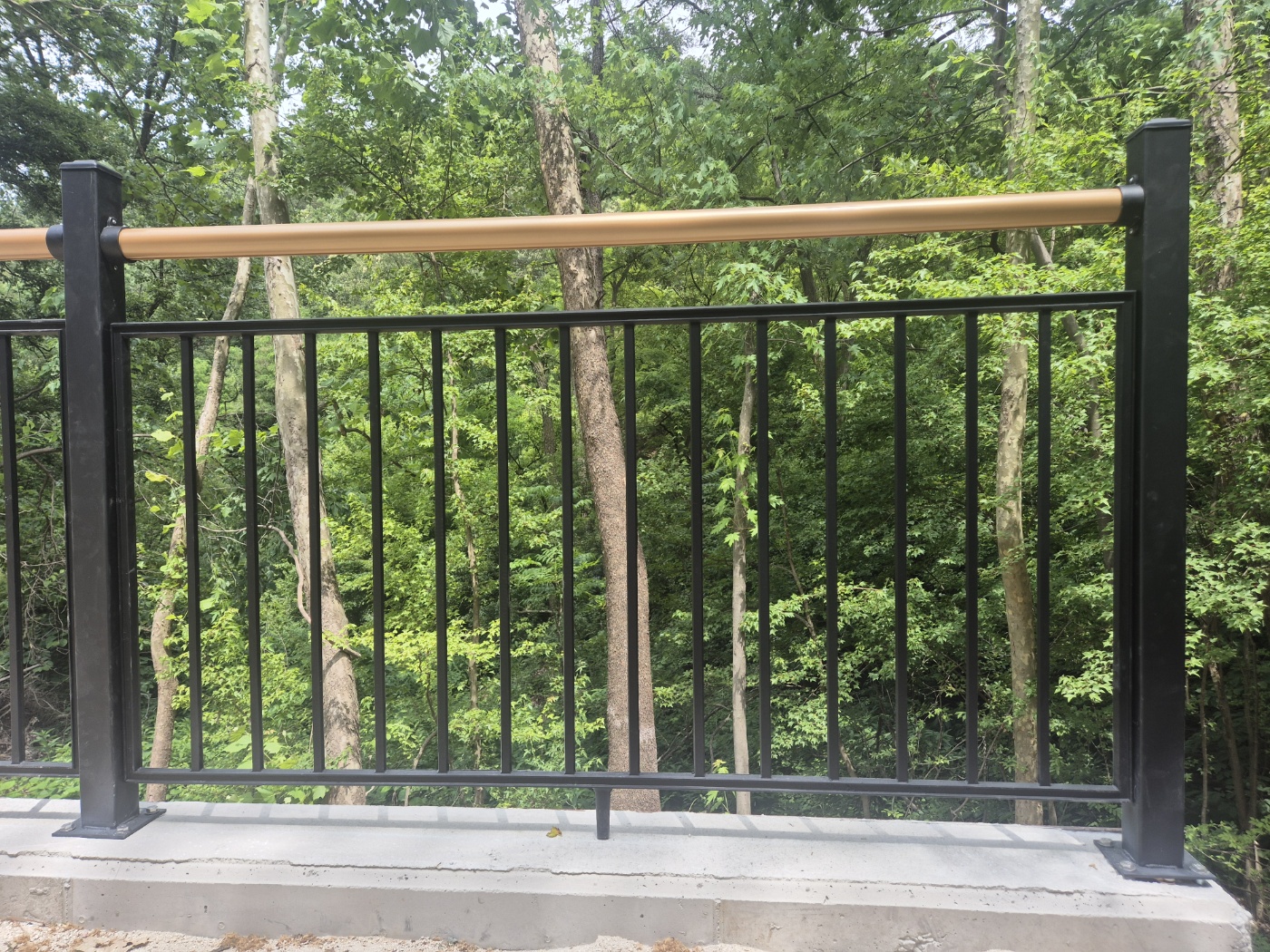 FENSUM 1335_앞산 고산골 진입로 생태쉼터 조성 관급(디자인형울타리_MAS)_240625